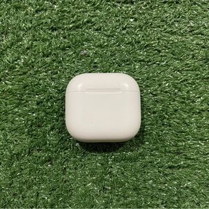 Apple White Wireless Earbuds Case